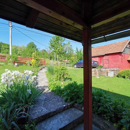 Apartmani Beslic Kremna Exterior foto